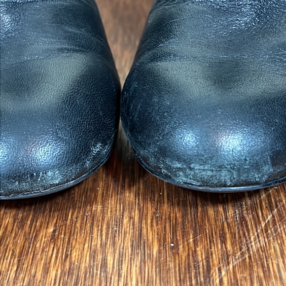 Zara Woman Black Chunk Heel Booties - Picture 3 of 10